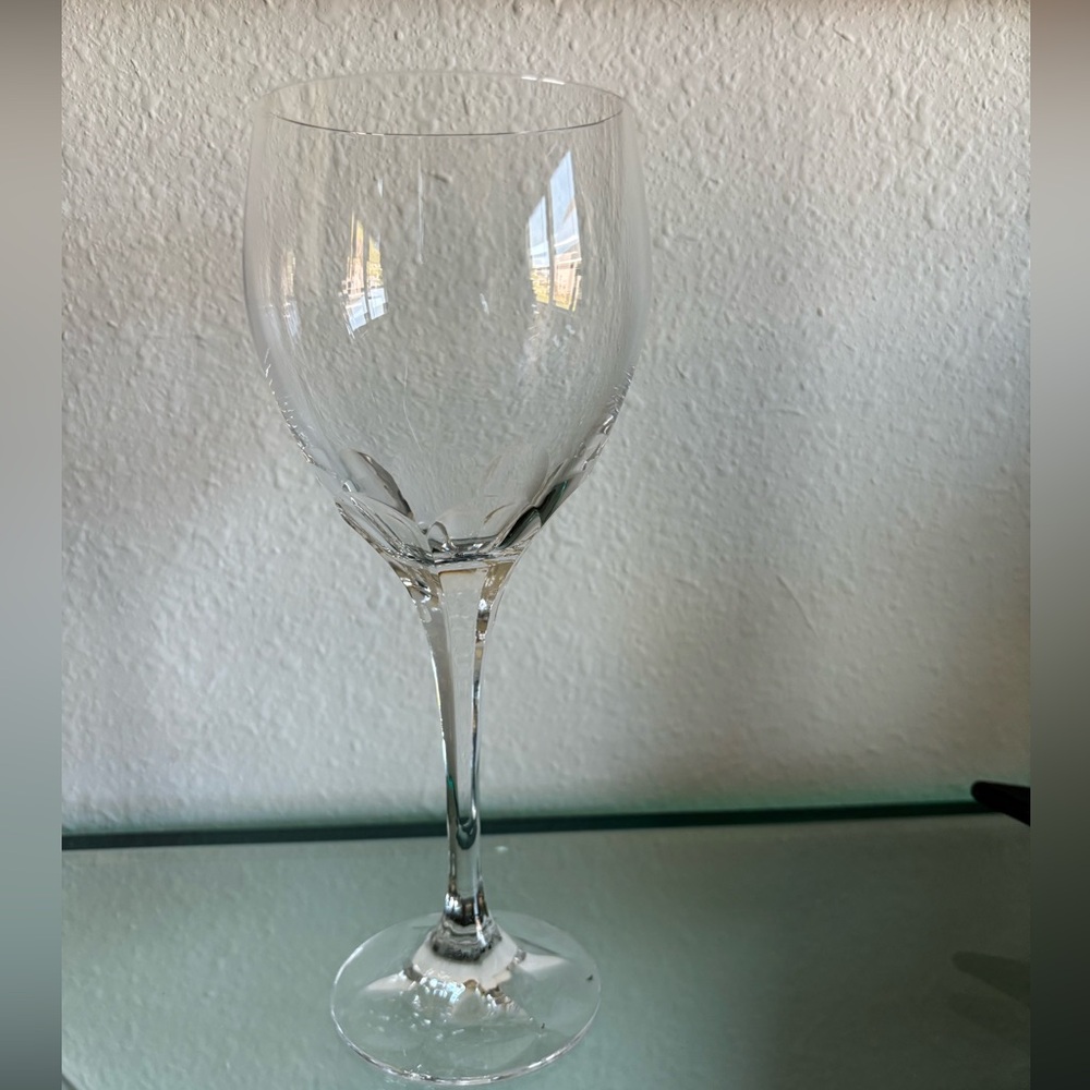 Set of 8 Clear Towle Crystal Stemmed Water Wine Glasses Goblets Petal Arch Bowl